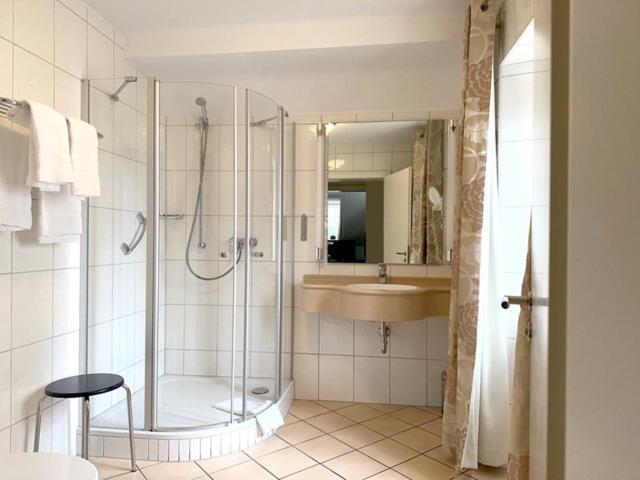 Zum Simonbraeu Hotel Bitburg Kültér fotó