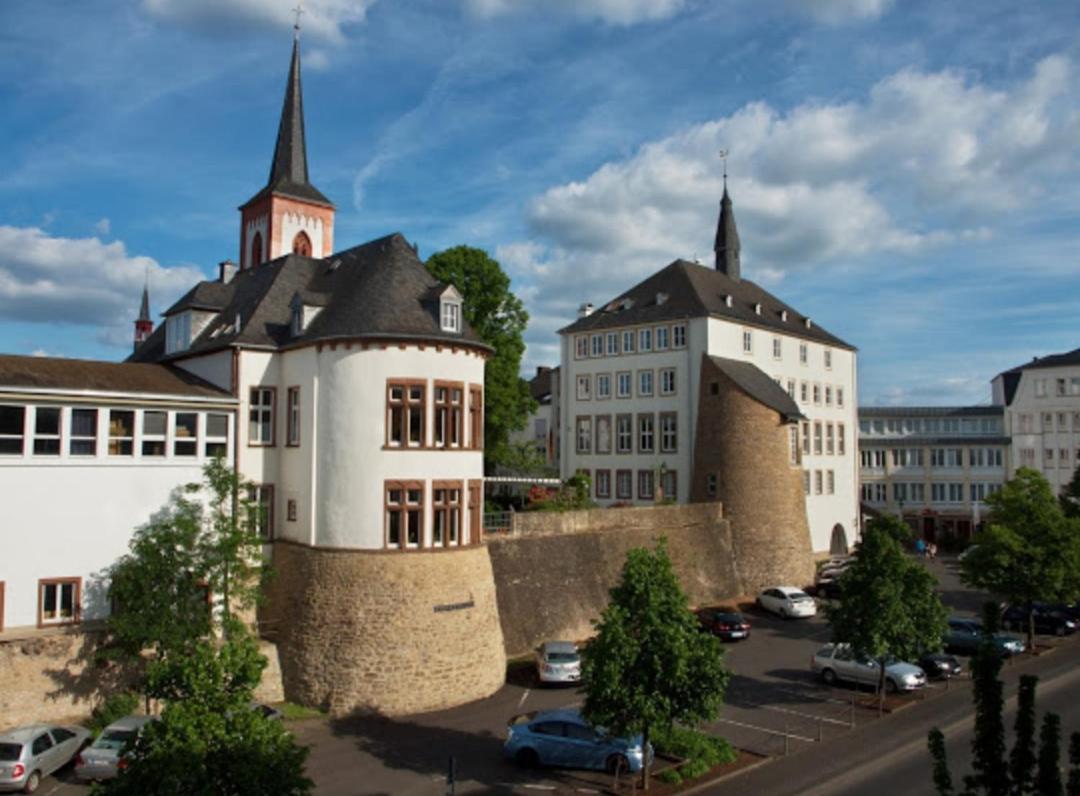 Zum Simonbraeu Hotel Bitburg Kültér fotó