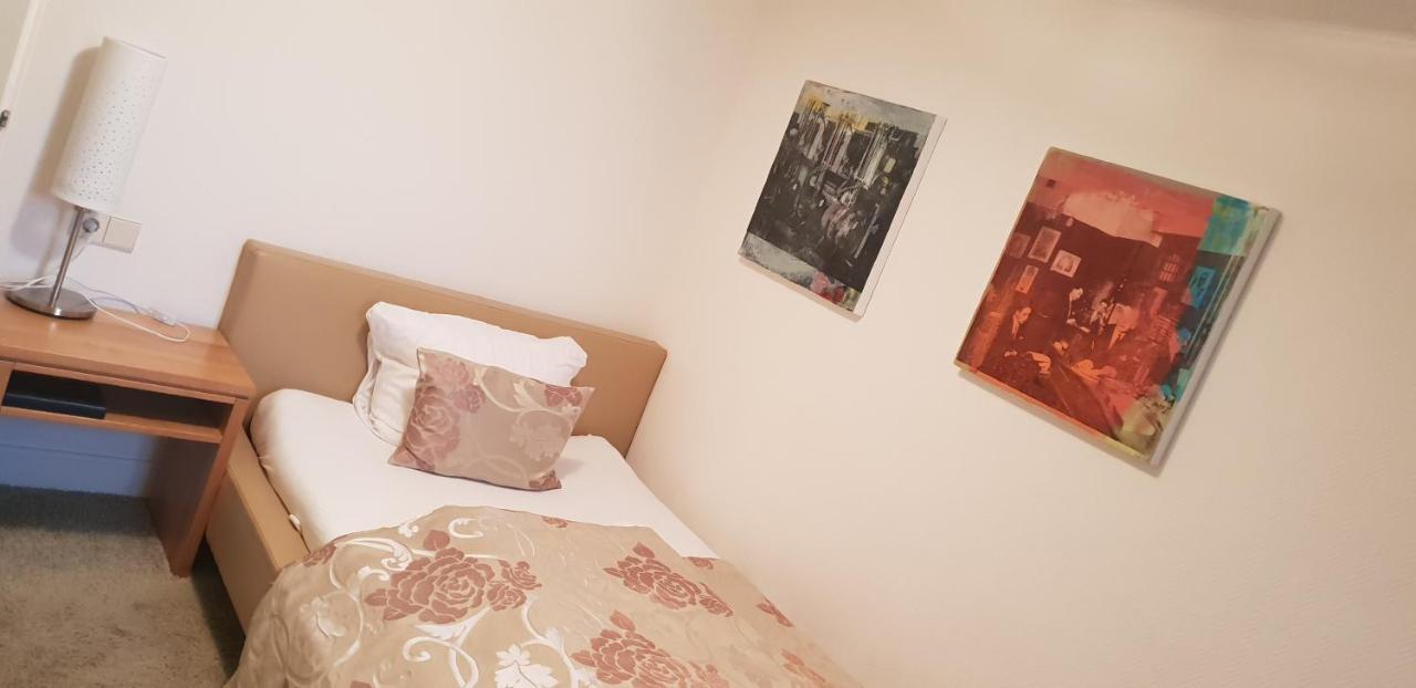 Zum Simonbraeu Hotel Bitburg Kültér fotó