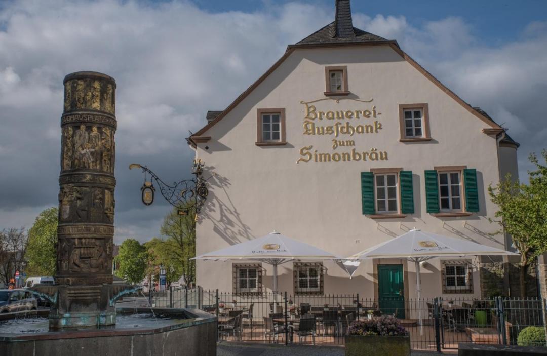 Zum Simonbraeu Hotel Bitburg Kültér fotó